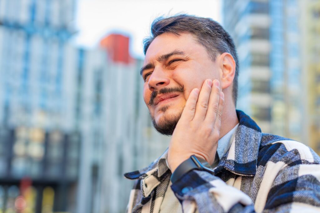 Dentist near Shankar Nagar